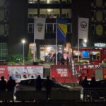 Oglasio se MUP TK: Veliki požar u Domu penzionera u Tuzli, na terenu više vatrogasnih jedinica, evakuisani korisnici