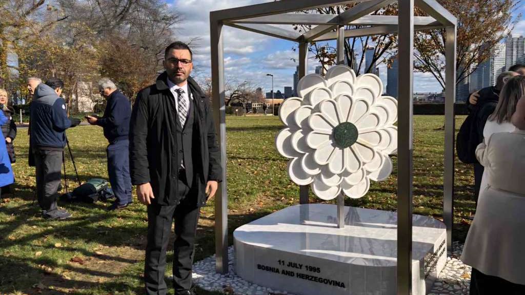 Muamer Džananović. Facebook