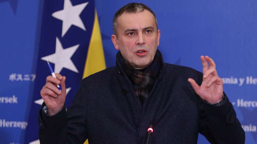 Babalj: Svaka Dodikova pobjeda je za RS izgubljena bitka. FENA