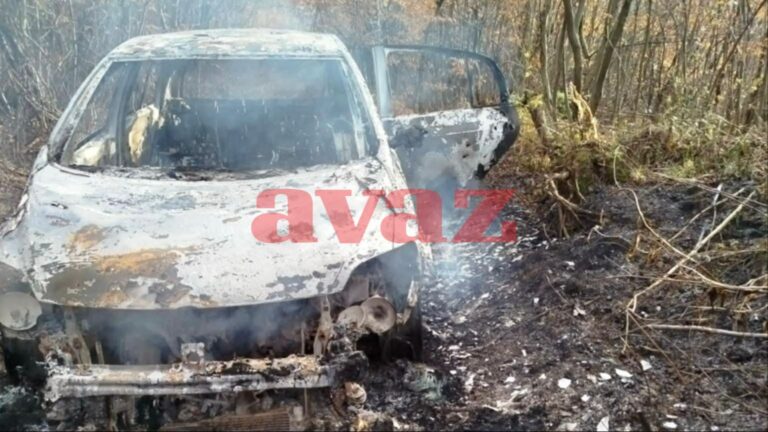 Zapaljeno vozilo. Avaz