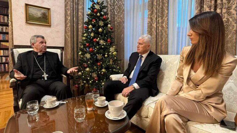 Čović i Filipović sastali se s nadbiskupom Vukšićem. HNS BiH