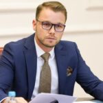 Stanivuković najavio strožije mjere protiv kockanja i zabranu društvenih mreža maloljetnicima