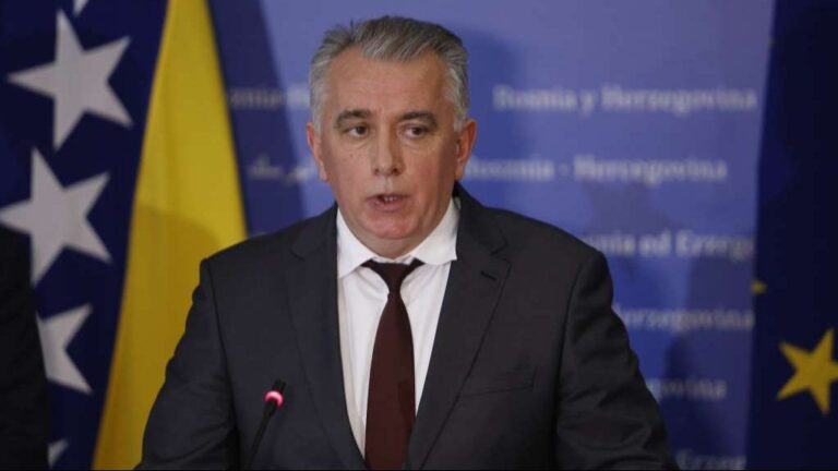 Špago: Sve na Vijeću ministara. FENA