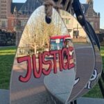 Almir Dervišević u novoj instalaciji prikazao suze onih nad kojima je počinjena i čini se nepravda