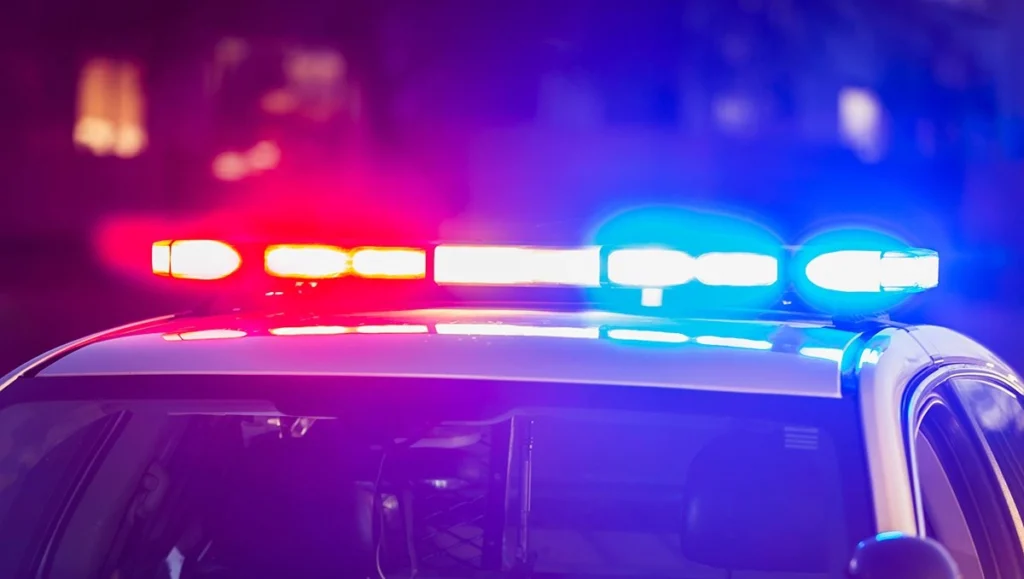 Banovići: Žena pala s balkona i poginula