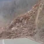 Novi odron na putu kod Foče: Tragedija izbjegnuta pukom srećom, vozač se zaustavio nekoliko metara ranije