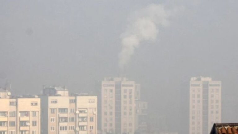 Zagađenost zraka u Kaknju. Facebook