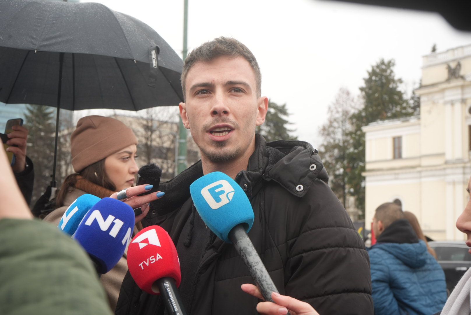 Hrnjica: “Mi nismo ni za kakvu stranku, niti opoziciju, niti ćemo glasati za njih”