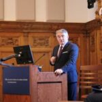 Komšić na Yaleu: Budućnost BiH nije da postane pijun, nego pouzdan akter