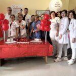 UKC Tuzla obilježio Dan crvenih haljina: Simbol borbe protiv moždanog udara kod žena