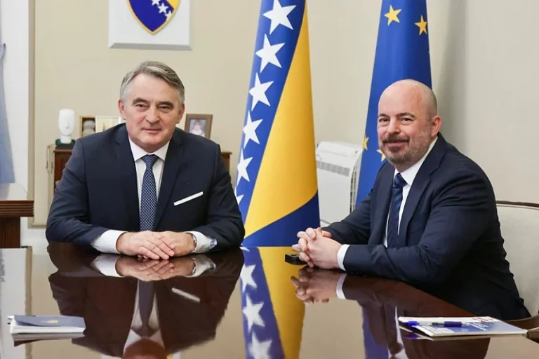 Željko Komšić i John Ginkel (Foto: Predsjedništvo BiH)