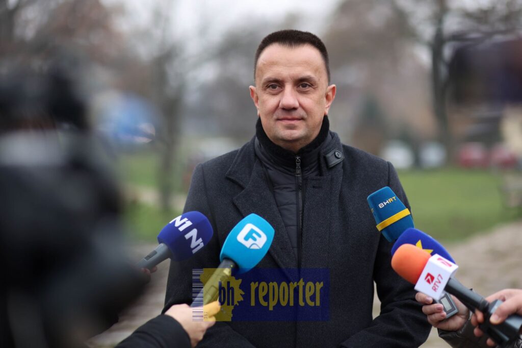 Lakić iz SAD-a: Nadamo se ukidanju američkih carina za BiH