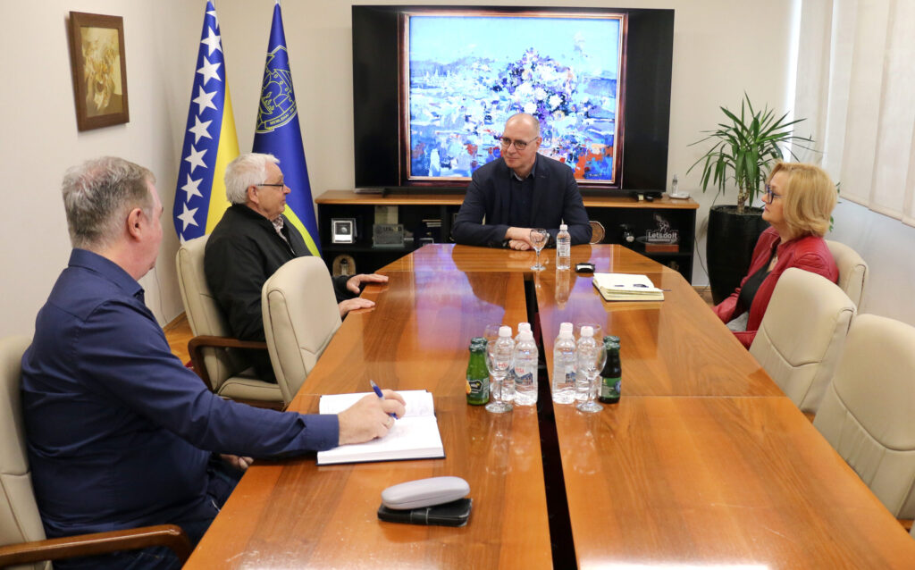 Gradonačelnik Lugavić sastao se s predstavnicima Mreže aktivnog starenja Tuzla