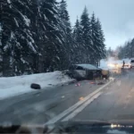Stravična saobraćajna nesreća kod Ključa: Jedna osoba poginula, druga u kritičnom stanju