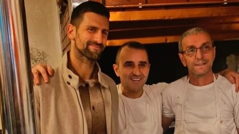 Đoković s uposlenicima Želje. Instagram