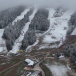 Snijeg na Bjelašnici uoči Prvog maja, stiglo naglo zahlađenje