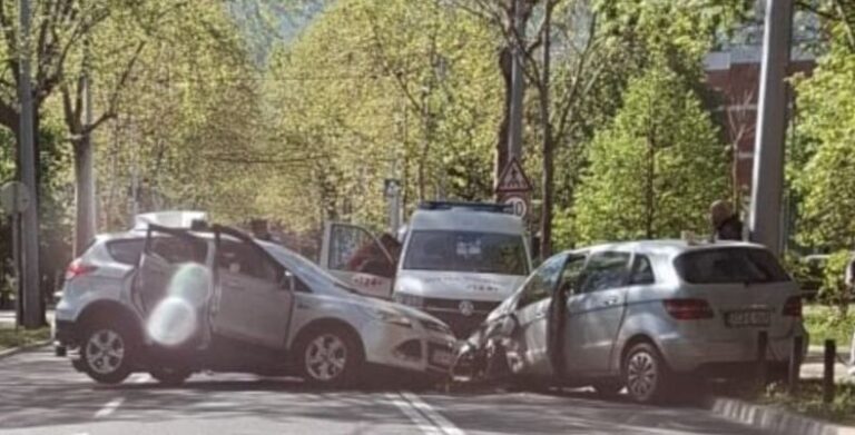 Sa mjesta nesreće. Crna hronika