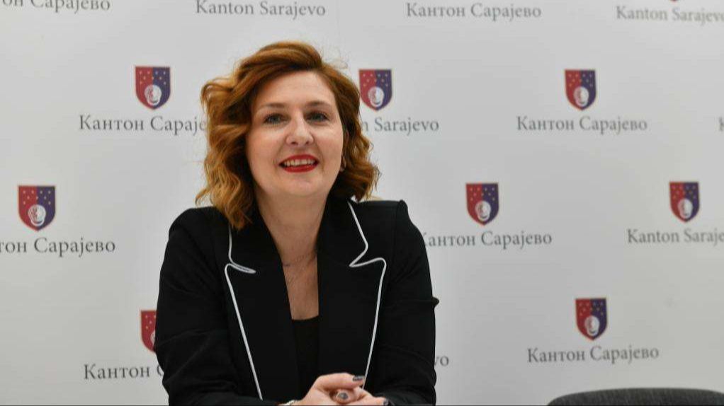 Određene mjere zabrane u predmetu “Koverta”: Zabranjeno obavljanje funkcije ministrici Pavić-Pečenković (SDP)