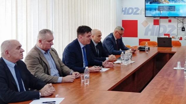 Hrvatska petorka. HDZ 1990
