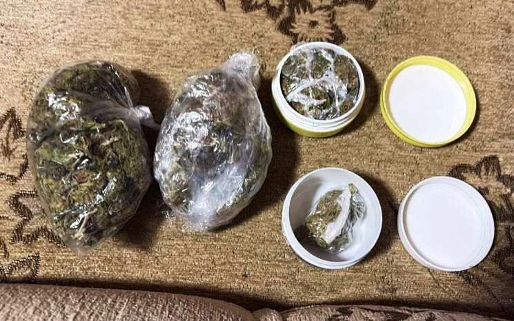 Pretresi u Tuzli, Banovićima i Doboj Istoku: Pronađena droga, vage i drugi dokazi