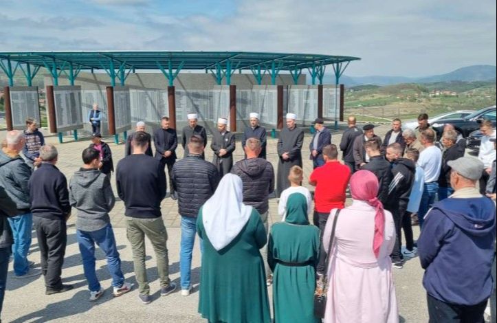 Danas kolektivna dženaza u Vlasenici: Konačan smiraj za šest žrtava na Šehidskom mezarju Rakita