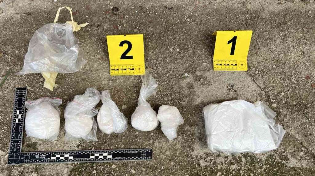 Pronađena droga. MUP SBK