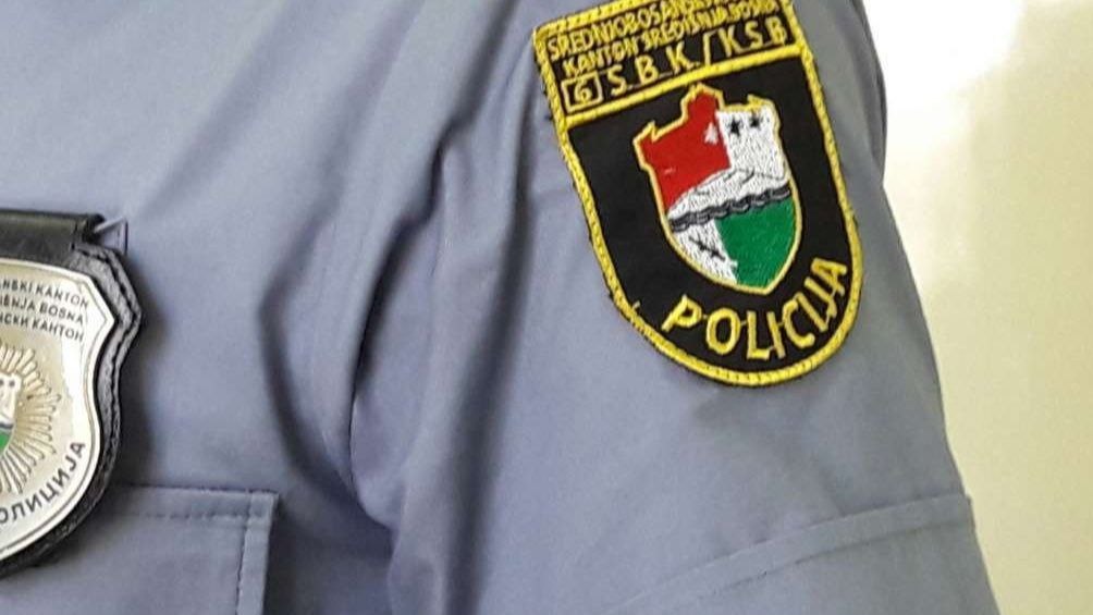 Muškarac priveden nakon što je predao kanabis