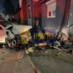 Automobil se zabio u kuću u tuzlanskom naselju Miladije, policija obavila uviđaj