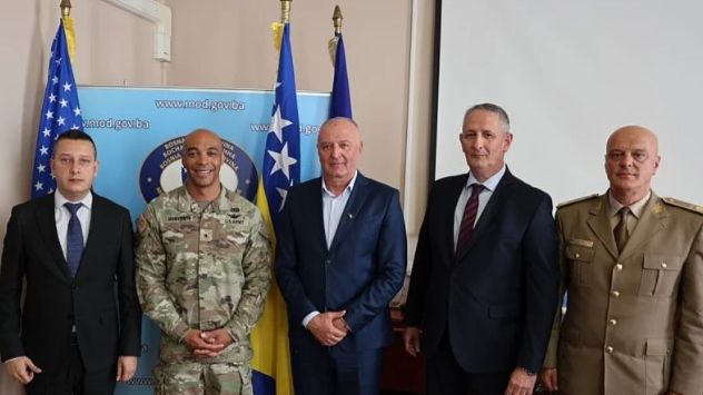 Helez na sastanku s Amerikancima. MO BiH