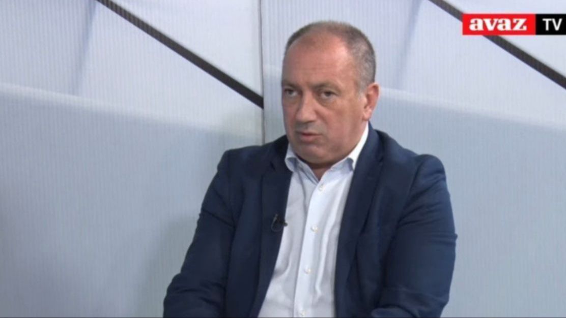 Igor Crnadak. Avaz