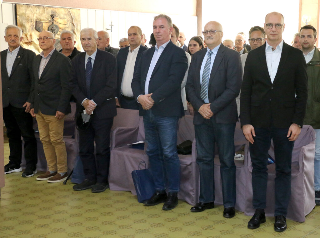 U Tuzli predstavljena Monografija koja čuva istinu o herojima odbrane Bosne i Hercegovine