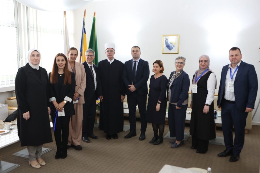 Muftija Fazlović primio predstavnike Ambasade Sjedinjenih Američkih Država: U Behram-begovoj medresi otvoren XV međunarodni seminar engleskog jezika