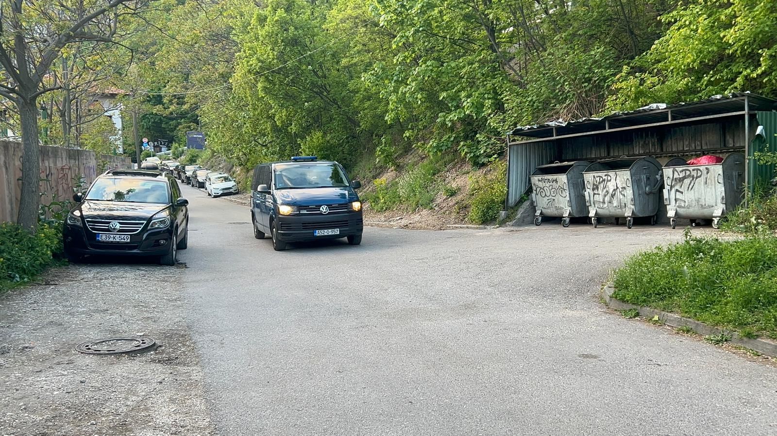 S lica mjesta. Avaz