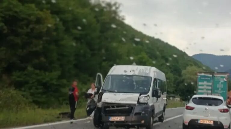 S lica mjesta. Crna Hronika
