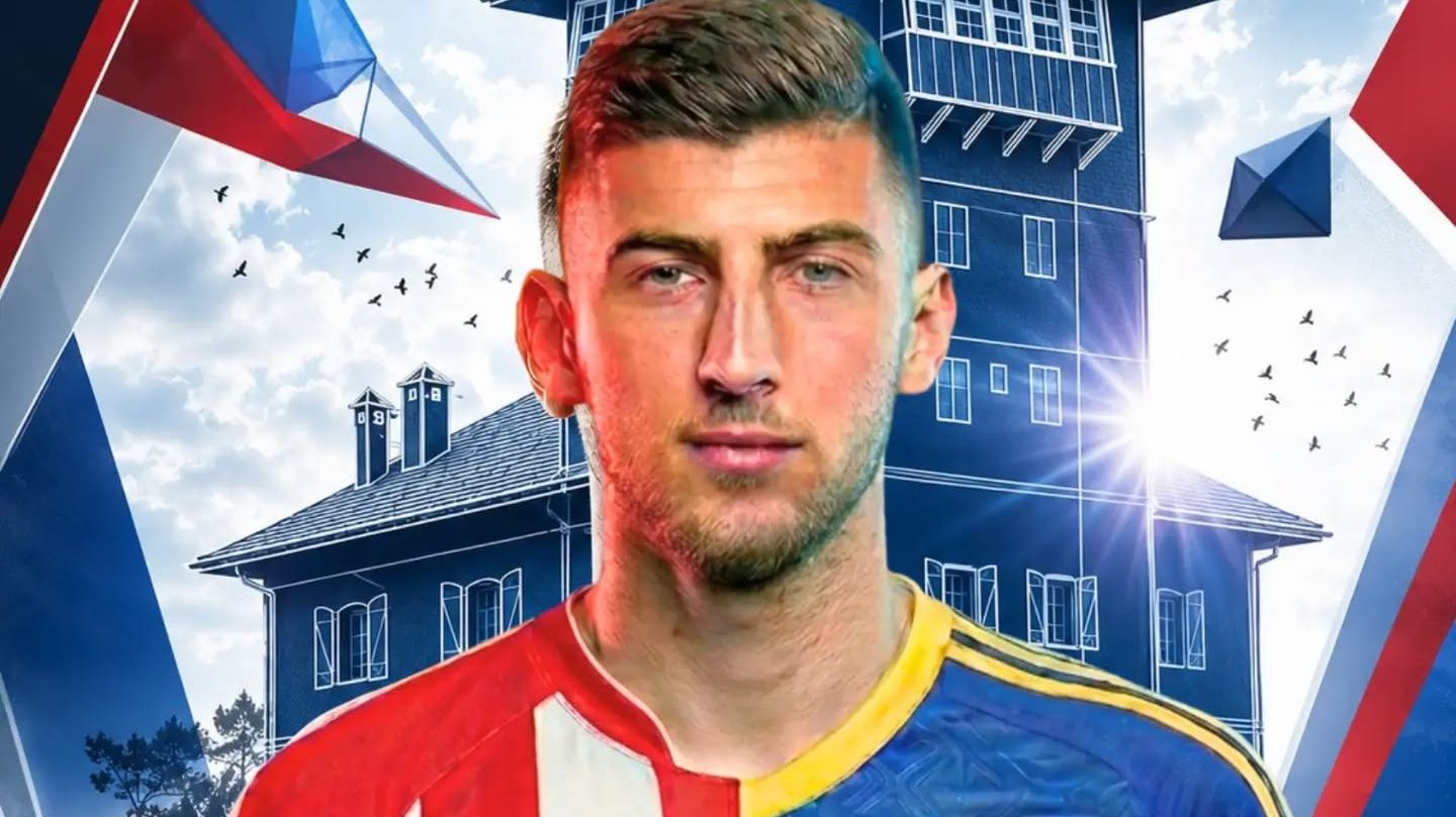 Jovo Lukić ponoso Zvijezde. FOTO: Facebook