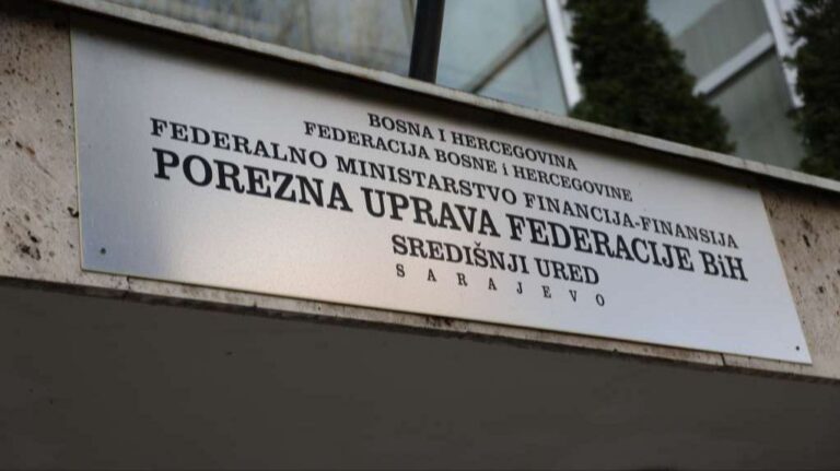 Porezna uprava FBiH. FENA