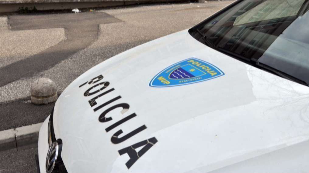 Otišla u večernju šetnju sa psom i nije se vratila: Policija traga za ženom u Mostaru