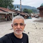Gradonačelnik Londona Sadiq Khan trčao Sarajevom i uradio selfi na Baščaršiji