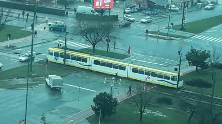 Tramvaj u Nedžarićima. Avaz (Fotografija ne prikazuje događaj iz teksta)