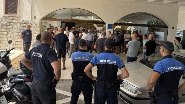 Drama u hotelu Zenica. Avaz