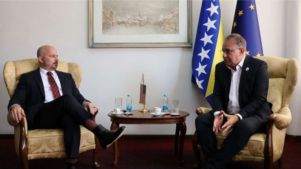 Džon Ginkel i Nermin Nikšić. Vlada FBiH