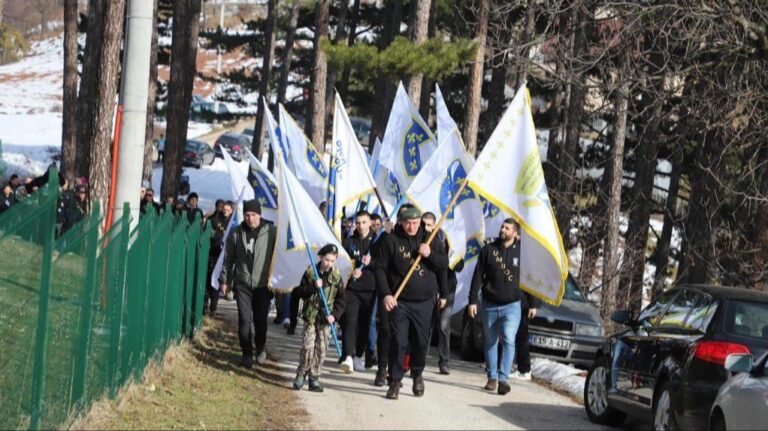 RS zabranjuje simbole Armije RBiH (Fotografija ne opisuje događaj iz teksta). Općina Centar