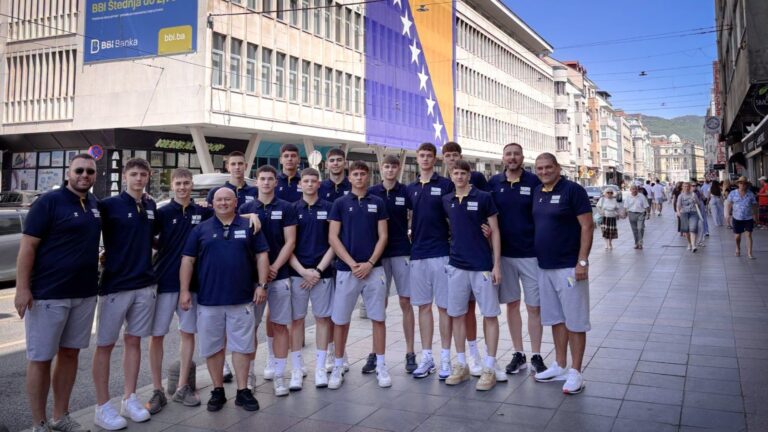 Mladi Zmajevi pobjedom poslali snažnu poruku na otvorenju Eurobasketa