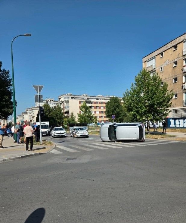 Sa mjesta nesreće. Avaz