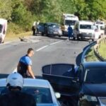 Težak sudar četiri vozila kod Žepča, povrijeđena jedna osoba
