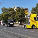 Protestna vožnja na ulicama Sarajeva: Prijevoznici traže promjenu pravila za ulazak u Šengen, uputili se pred Delegaciju EU
