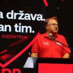 Nikšić sa SDP-ovog skupa u Tuzli poručio: “Ostaje neradna nedjelja za radnike u trgovini”