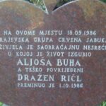 Prije 40 godina poginuli Dražen Ričl i Aljoša Buha, članovi “Crvene jabuke”