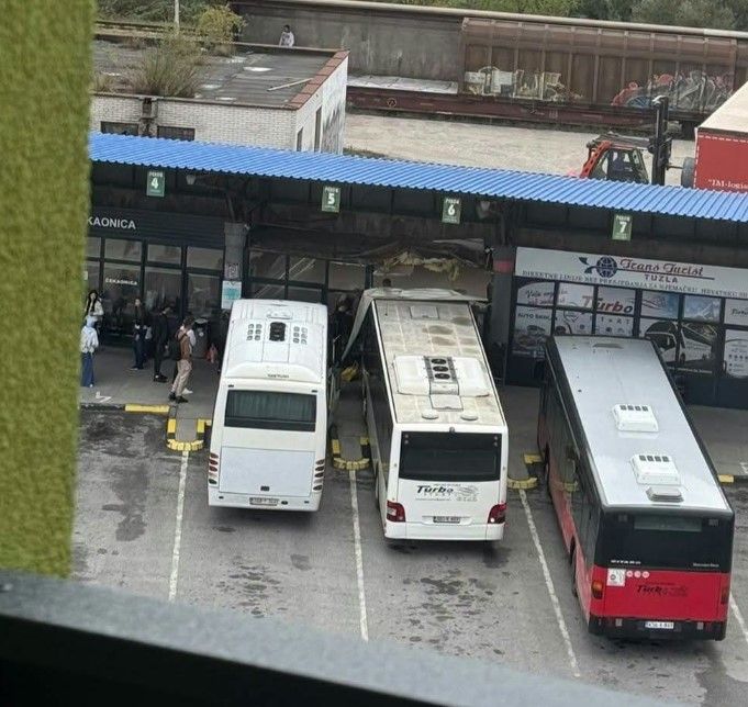 Teška nesreća u Živinicama. Živinički Hunjer/Crna hronika
