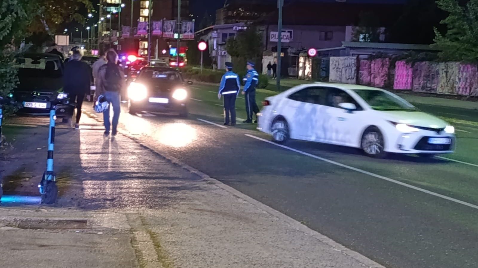 Pojačane kontrole u Sarajevu: Policija večeras zaustavlja gotovo svako vozilo